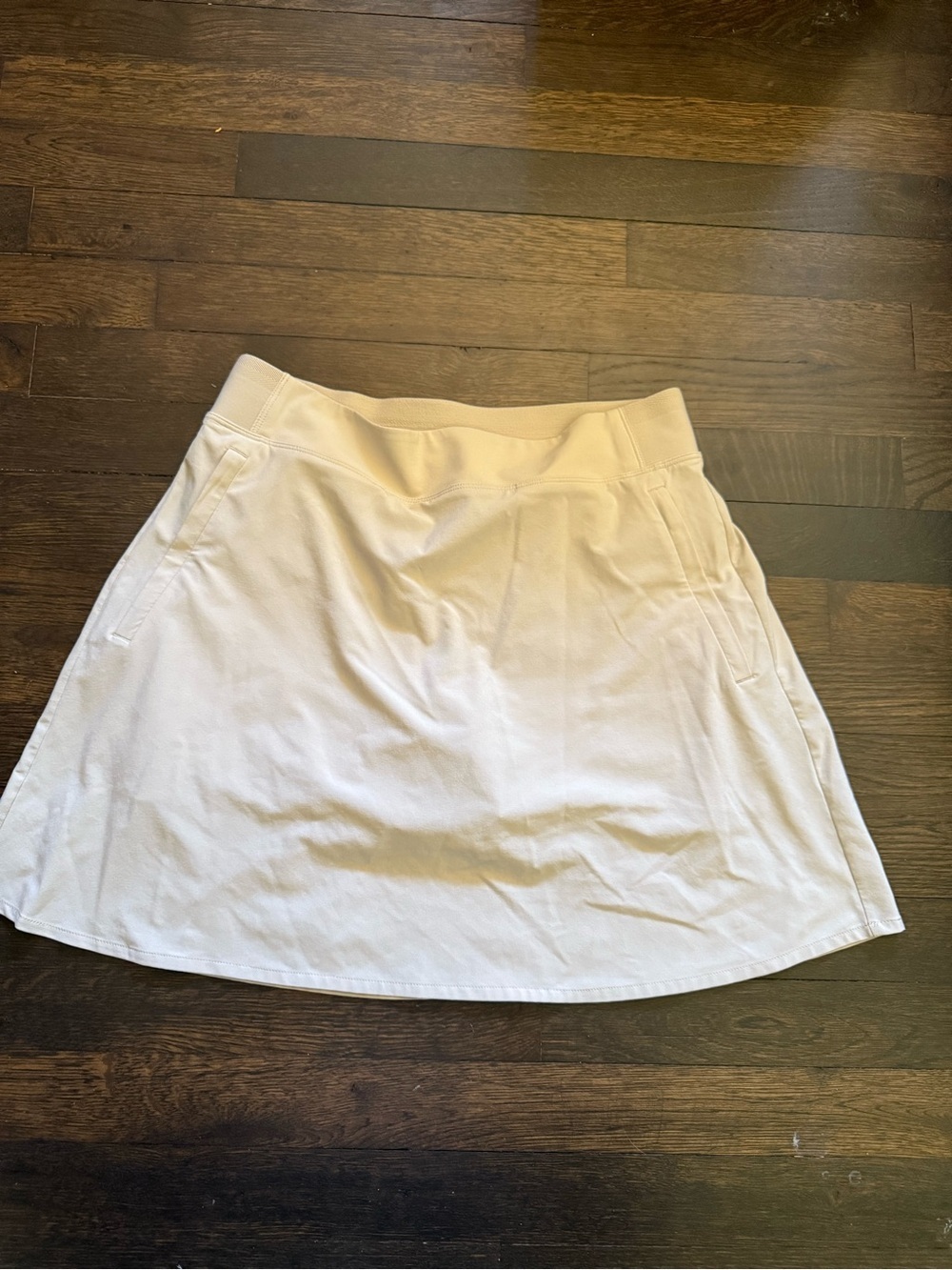 Athleta SoHo Skort - Picture 2 of 6